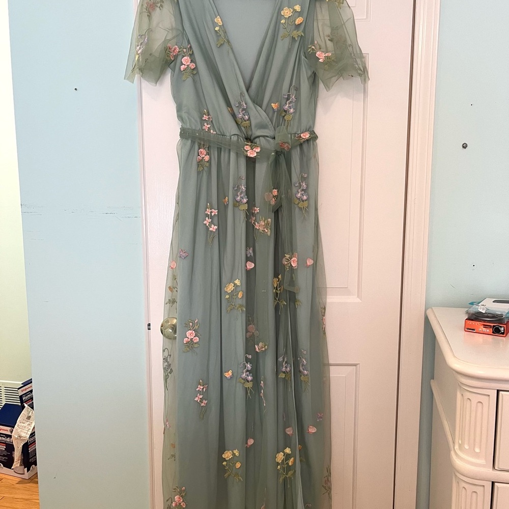 Baltic Born floral embroidered sage green maxi dress NWT